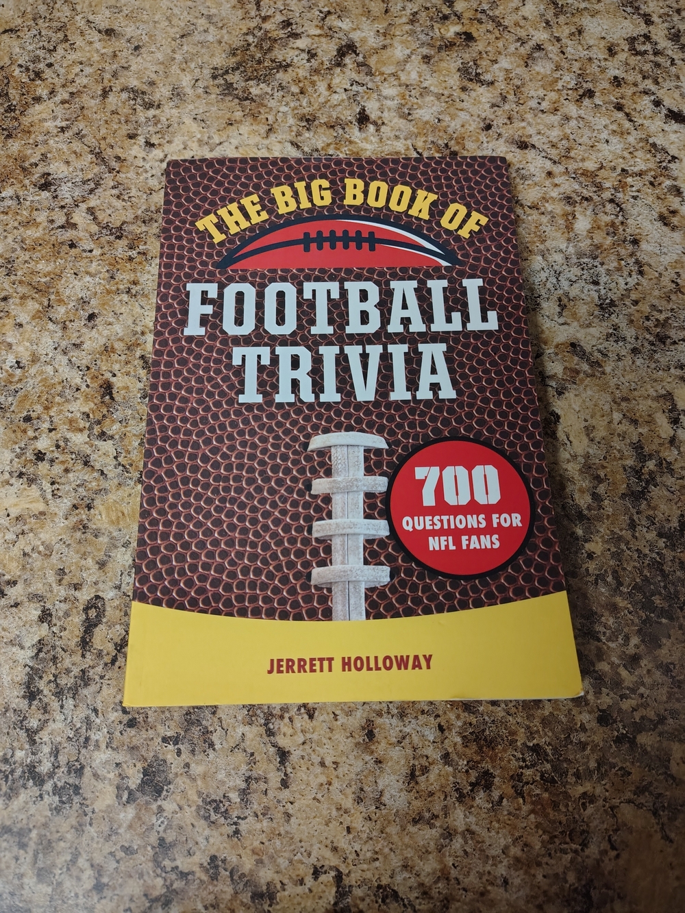 The Big Book of Football Trivia - Brown/Yellow